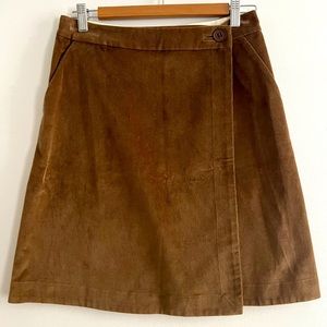 A.P.C Velvet Brown/Tan wrap skirt. Classic and perfect for Fall/Winter.